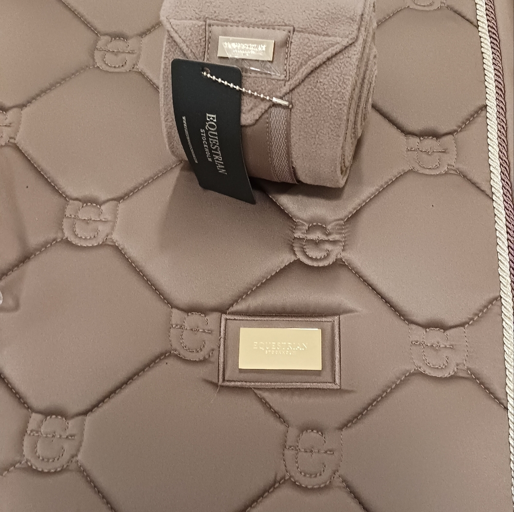 Equestrian Stockholm dressage pad